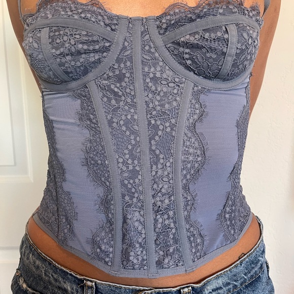 Urban Outfitters: Out from Under Corset - Picture 2 of 3